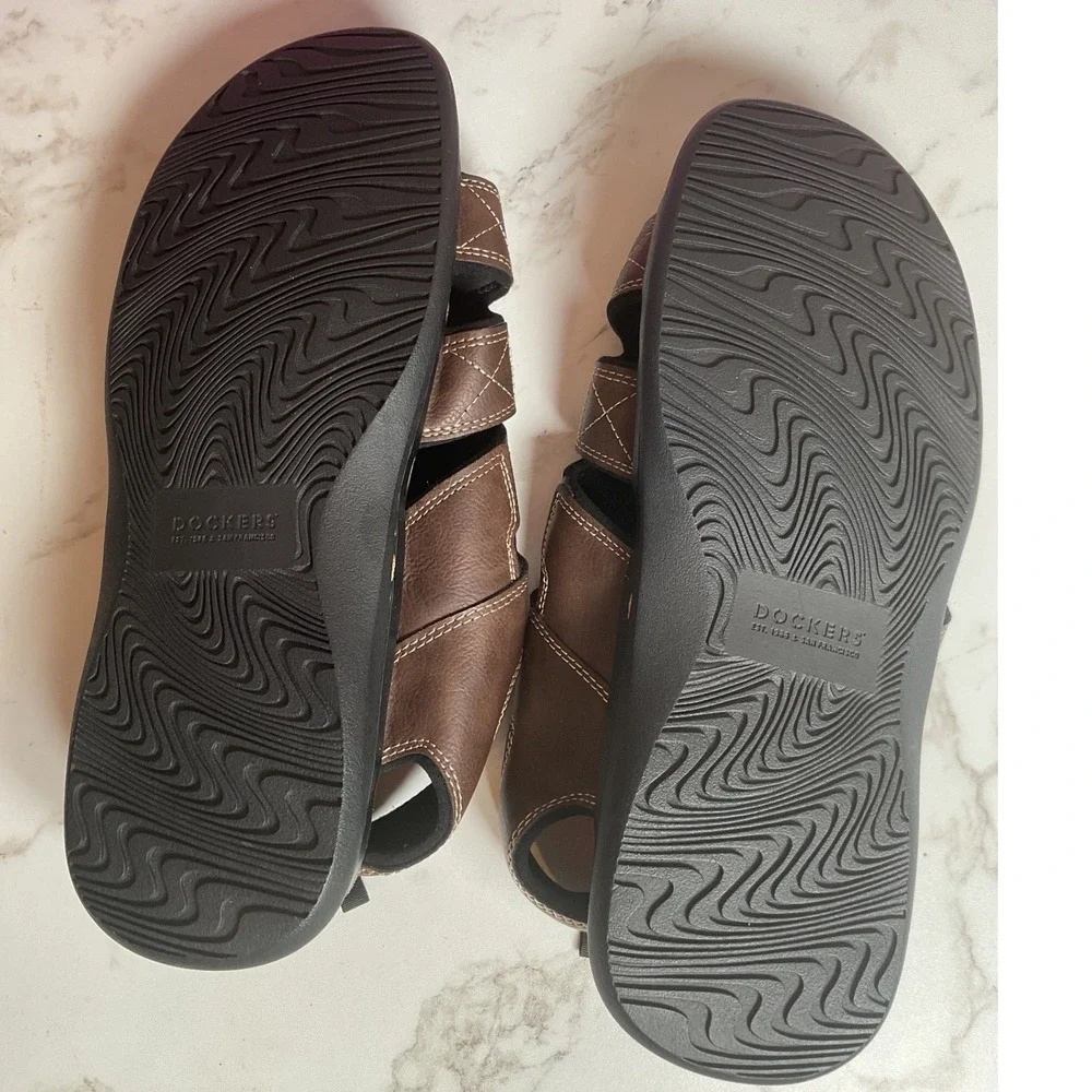 Dockers Fisherman Sandals Mens 13W Brown Memory Foam Closed Toe 90-21379